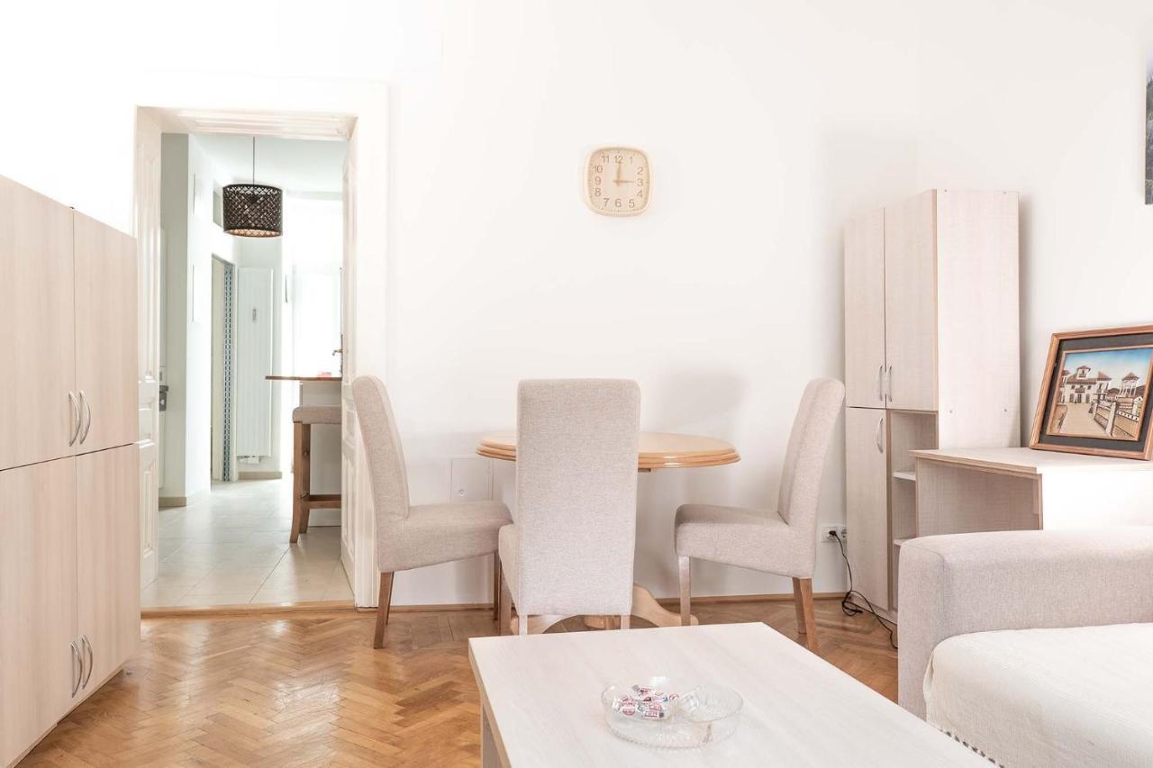 2 Rooms & Balcony - Top Location! Vienna Exterior photo